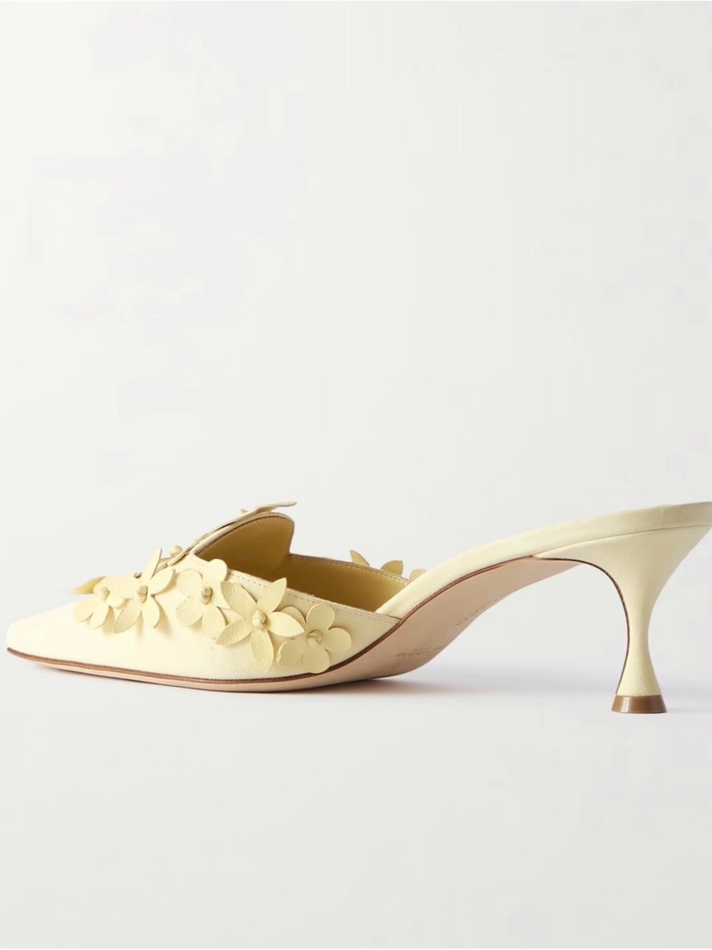 Manolo Blahnik’s Harnes 50 Appliquéd Suede Mules Pastel Yellow Size EU 40 - Picture 2 of 10